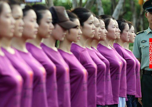 越南女兵為何規定不準穿內衣？ 驚為天人的原因竟然是....