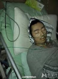 惋惜！最帥交警23歲白血病亡，孝順至極的他，死前留下心碎遺言：對不起… ... ...
