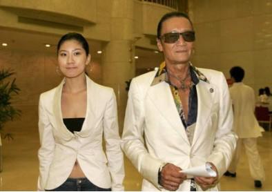 79歲「謝賢」不為人知的五段情史曝光！老爸比兒子「謝霆鋒」還厲害啊！ ...