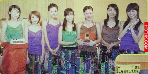還記得她們嗎？「七朵花」十年後合照，大家都變超美！但當年就… ...