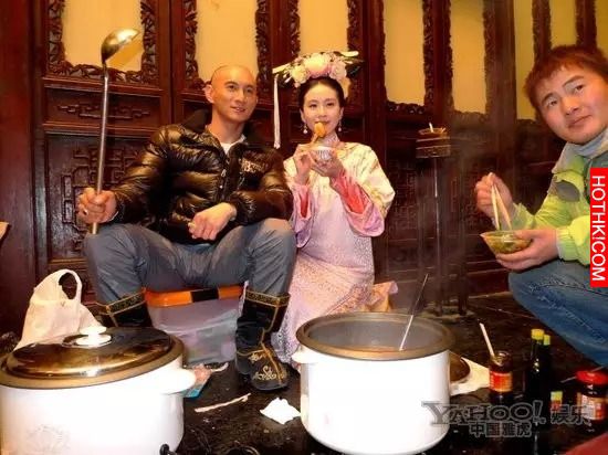 明星私底下在片場有多不堪....這些照片絕不能流出去！！尤其是楊冪和言承旭... ...
