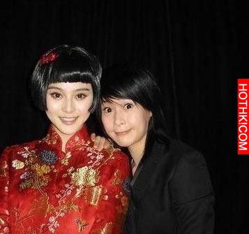 女星圈流傳著一個「潛規則」—不能跟范冰冰合照！！否則你看，連章子怡也杯具了... ...