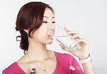 驚呆了！原來挖耳屎、剪指甲、打噴嚏...對身體最有害！弄好不會致命的！99%的人竟然都 ...