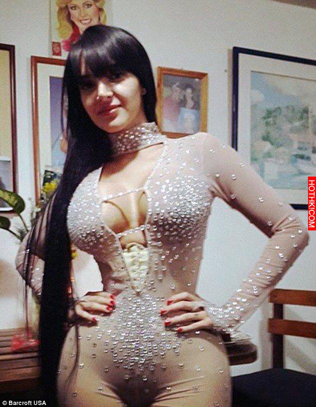 女模特每天23小時都穿束腹，過了6年後…看起來真的太嚇人了！ ...