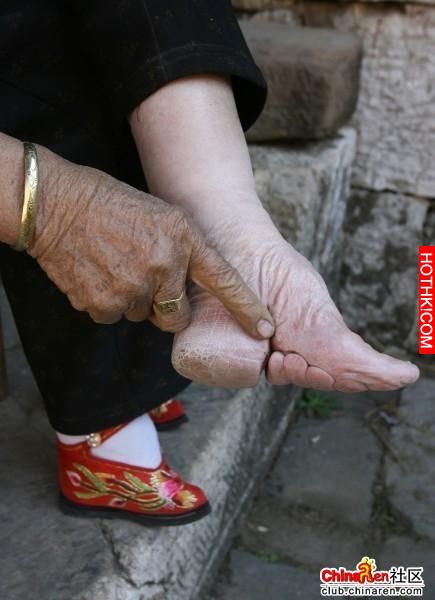 曝光78張中國100多年前的真實照片....原來古代還是有正妹的！！ ...