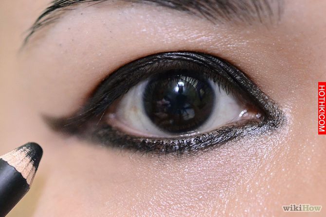 Apply Indian Dance Makeup Step 6.jpg