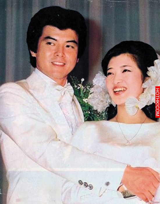妻子出國了，妹妹說頭暈，軟綿綿地倒在了丈夫的懷裡…最後… ...
