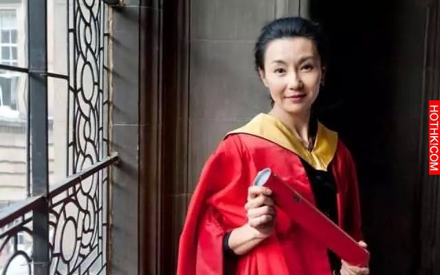 太恐怖！51歲張曼玉日前出席活動，模樣嚇壞眾人！