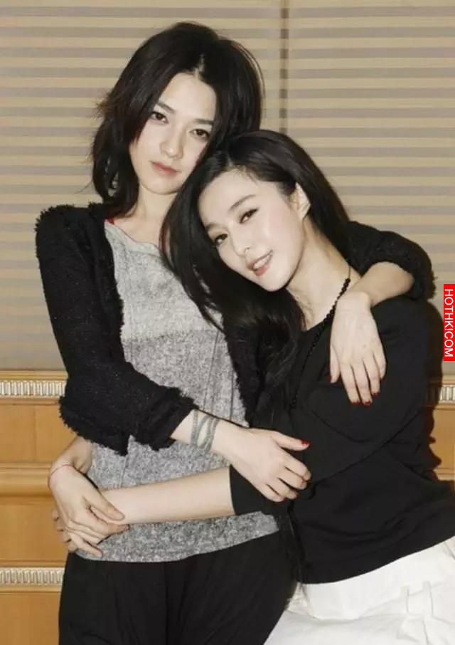 跟范冰冰合照沒有被秒成渣渣的...只有她了!!!