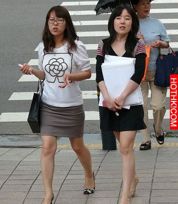 韓國街頭實拍．．．沒整形的女人們原來長這樣．．．