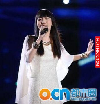 相差31歲不礙事吳莫愁公佈戀情 ，庾澄慶極有可能是戀愛對象，當初離婚內幕也被扒出 ...