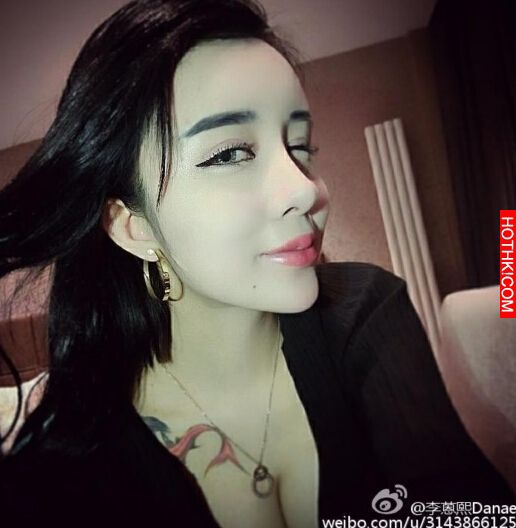 15歲少女為了愛情把自己整容的不成人形...網友嘆簡直是蛇妖...！ ...
