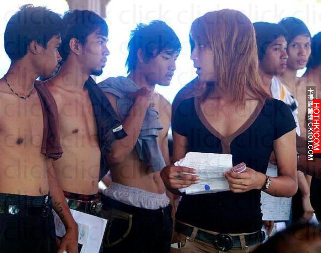 聽說泰國兵役抽籤就是素人「正妹」走紅現場，於是趕緊去看了下… ...
