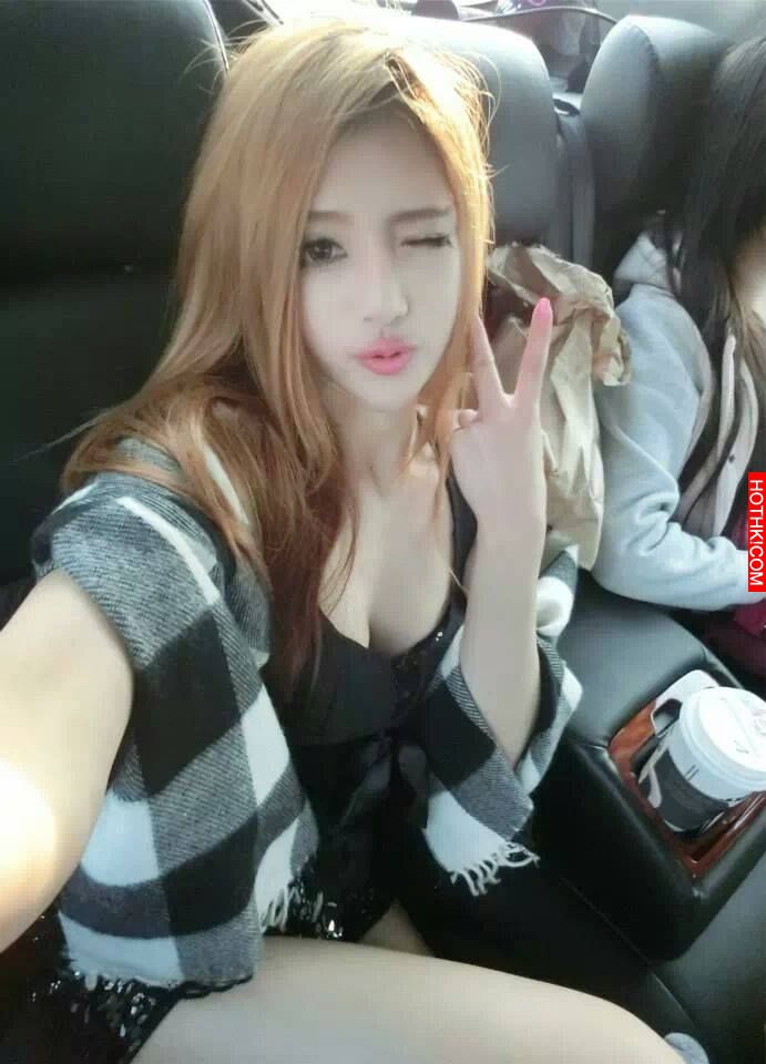 學校班級開家長會突然一位打扮像夜店的女神級女子闖進來...乾～她居然是... ...