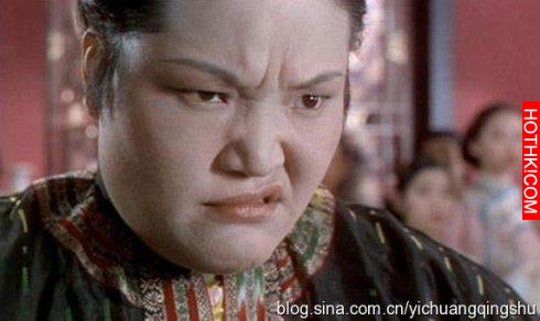 她身材堪比沈殿霞，周星馳電影中的黃金丑角，62歲或仍是處女