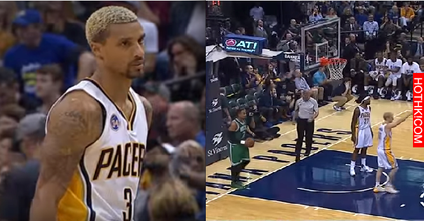 這名男子在NBA球場瞬間「震撼」了所有觀眾!他「這招」不僅讓裁判看傻了,就連對手 ... 這名男子在NBA球場瞬間「震撼」了所有觀眾!他「這招」不僅讓裁判看傻了,就連對手 ...