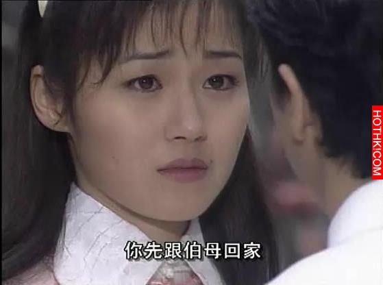她是香港第一美腿王！甄子丹為了她第一次離婚...還將騷擾她的流氓打得頭破血流！她就 ...