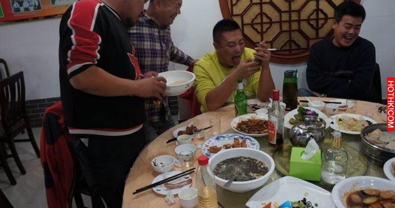 注意！喝酒時千萬別吃這些菜，小心丟了命！