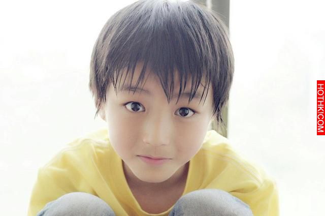 大陸紅到爆炸TFboys，連小Ｓ專訪都不忍欺負，知道王俊凱的家庭背景你會嚇壞..... ...