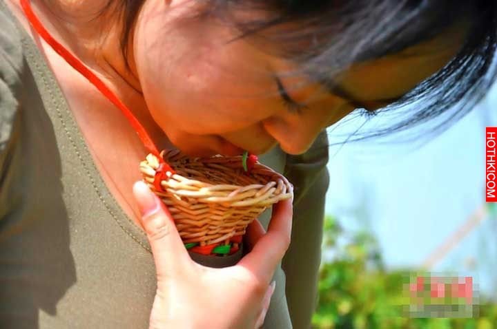 全世界最貴的茶！「口唇茶」。採茶工人一定要是處女，而且是C罩杯以上的！ ...