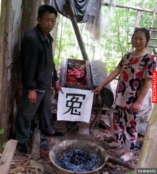 父母守屍守了16年，柱傾牆圮屍體卻不腐爛成了一具乾屍，只因為女兒身上還有一個驚人的 ...