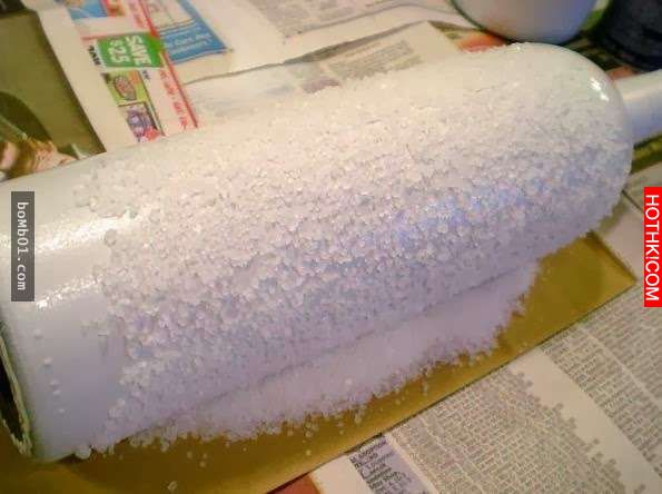 老婆把本來要丟掉的玻璃瓶沾滿鹽巴...之後的舉動讓全家人都傻了 ...