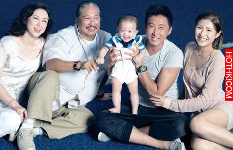 她是一代功夫女星曾勇救他人，美貌港姐卻嫁老頭，為當後媽不生育