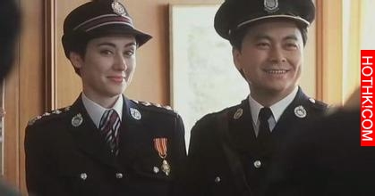 她是一代功夫女星曾勇救他人，美貌港姐卻嫁老頭，為當後媽不生育