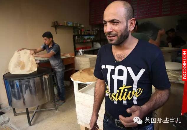 還記得那個抱著孩子賣筆網友幫忙籌到了600萬的爸爸嗎？想不到他竟然拿這筆巨款去做這 ...