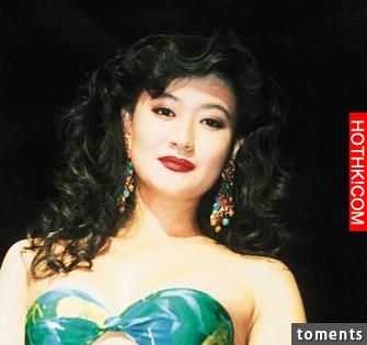 她17歲出道拍情色片，29歲自殺身亡，王菲經紀人幫其養孩子