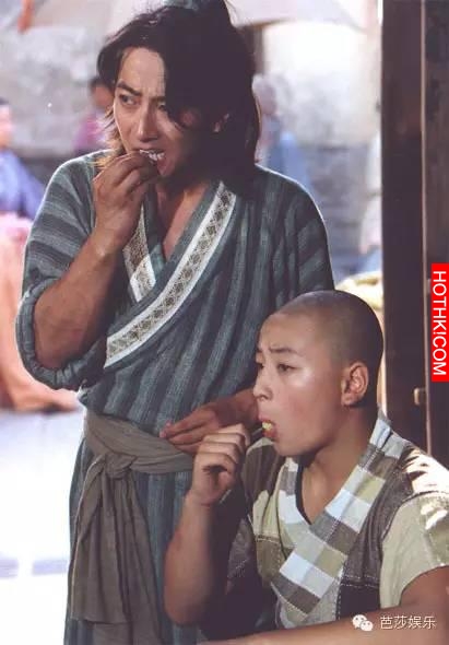 曾風靡萬千少女，卻用6年守護一人，一代男神孫耀威過得如此低調卻幸福！