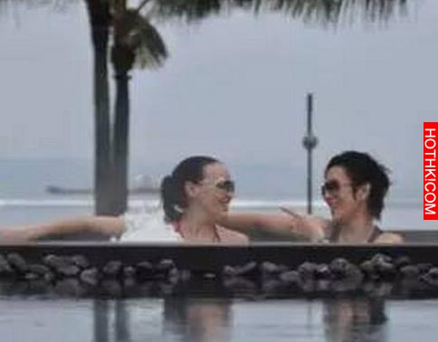 她是歌壇女帝也是中性鼻祖，愛音樂更愛美女，曾與跟三級豔星同居