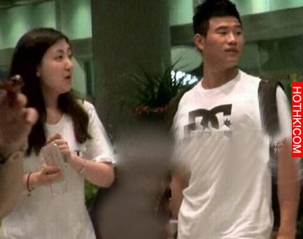 你還記得這10位童星嗎？沒想到他們現在的女友都那麼的美麗！尤其是他的女友！真的太美了！