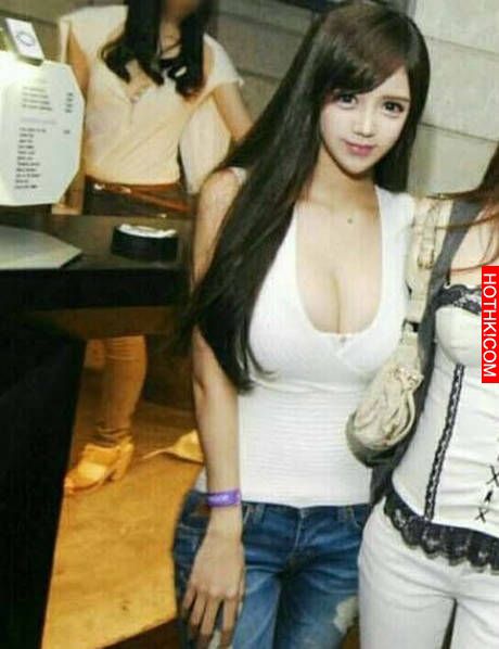 網絡女主播神似「娜美」 因不科學的身材爆紅！網友稱為「韓國最胸女主播」 ...