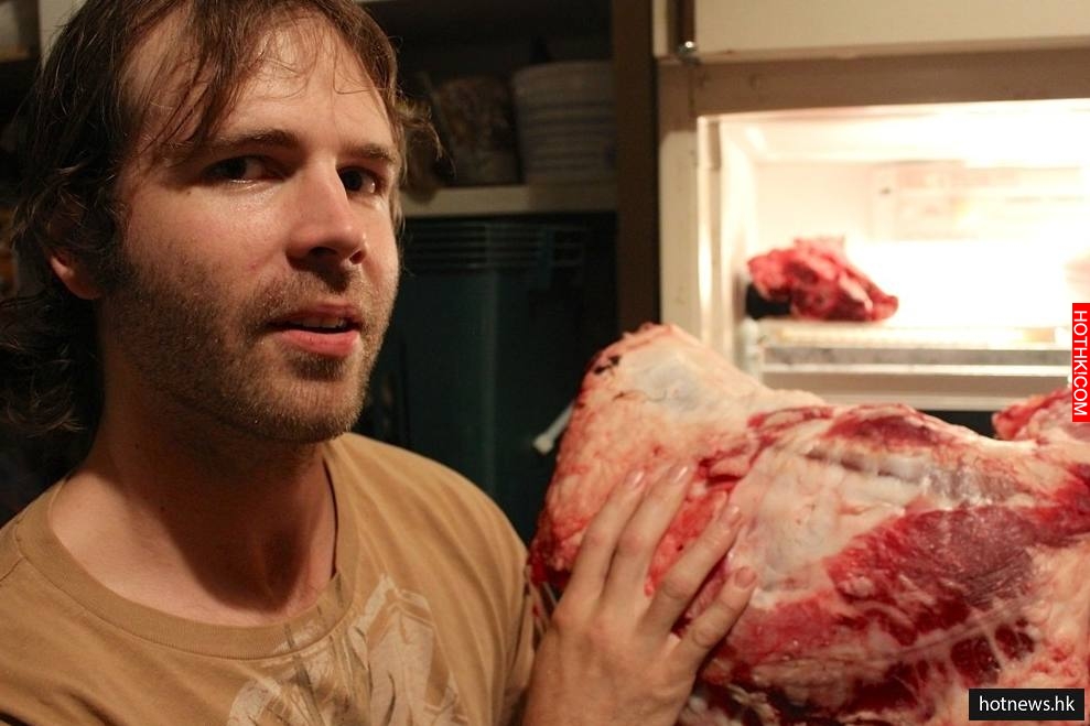 This Man Has Eaten Nothing But Raw Meat For Past Seven Years Article header image