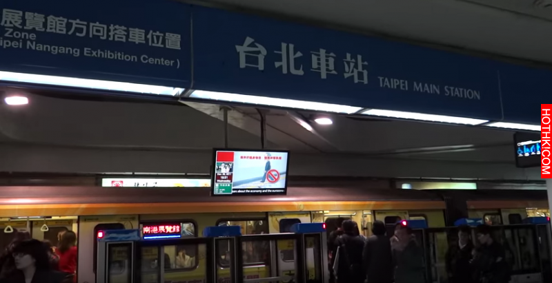 男子搭乘高鐵，沒想到竟然遇到這等「豔遇」！那女子穿超養眼一直緊盯著他，沒想到最後 ...