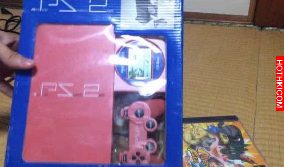 日本網友為只花300日圓買來的「PS2」遊戲機做開箱，打開後所有人傻眼到眼珠都掉出來了 ...