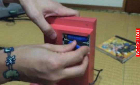 日本網友為只花300日圓買來的「PS2」遊戲機做開箱，打開後所有人傻眼到眼珠都掉出來了 ...