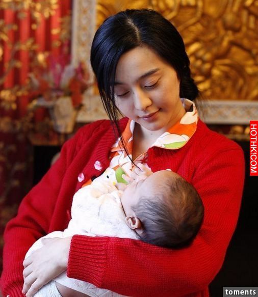 婦人抱小孩逛街，遇到老人笑眼看她：「妳真好命！晚年必享清福。」婦人：「說笑了！您 ...