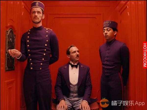 你以為他只是《哈利波特》中負責嚇唬人的伏地魔，其實他的演技超乎你的想像！