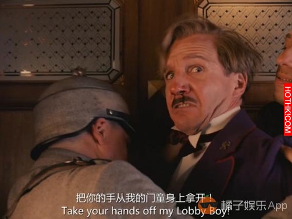 你以為他只是《哈利波特》中負責嚇唬人的伏地魔，其實他的演技超乎你的想像！