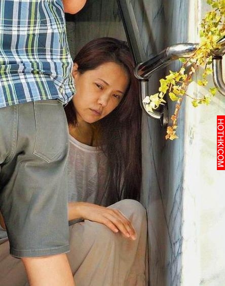 十八歲定情，四十歲離婚，四十五歲的她再次為愛犧牲成高齡產婦