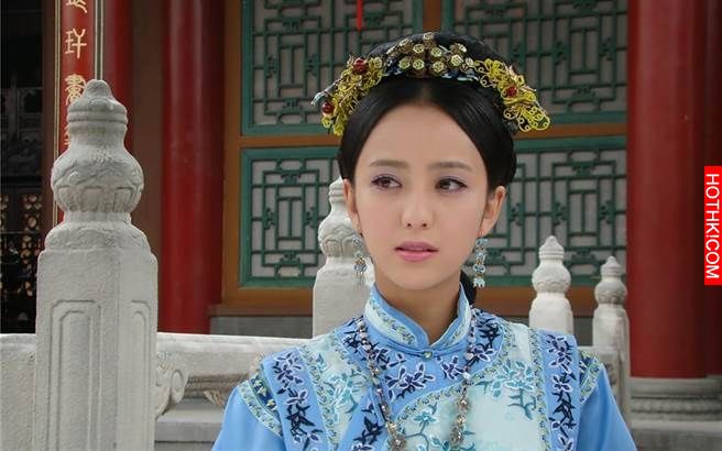 她嫁過兩次，第一次嫁白痴，一生五次被廢，最後因為OO竟成皇后… ...