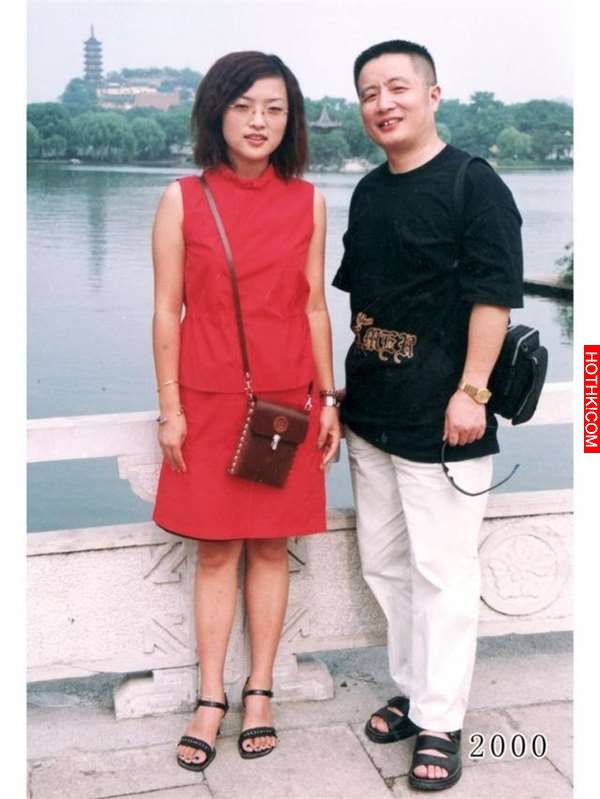女兒和爸爸30多年來都會一起在同一地點合影，但最後一張卻讓人眼淚噴發了！ ...