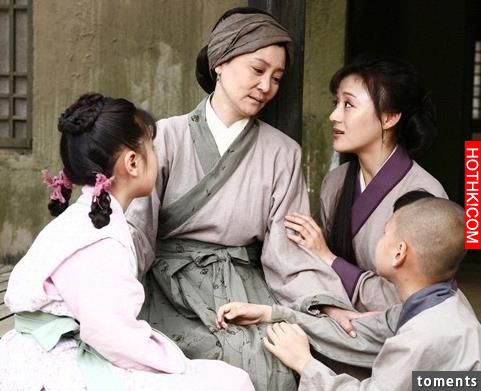 她是最會演戲的瓊瑤女郎，范冰冰袁姍姍的恩人，中年喪夫膝下無子