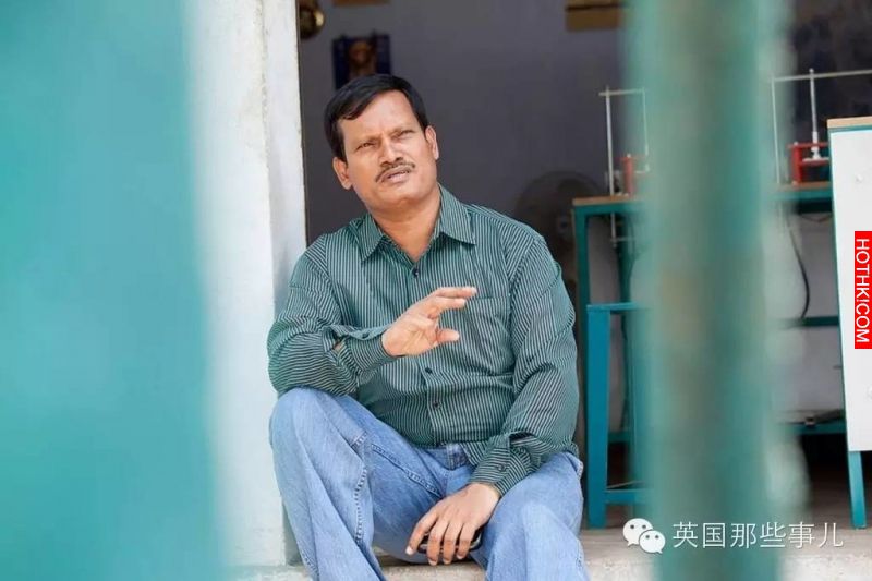 印度「月經男」他連續5天穿著沾上羊血的衛生棉在街上晃...妻子竟然跟他離婚！4年後全 ...