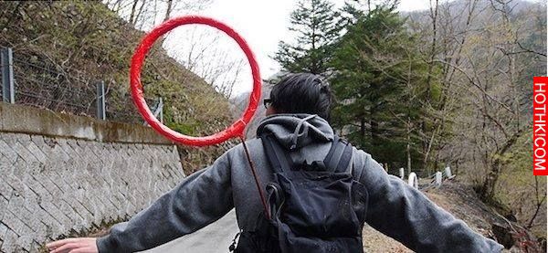 天啊....這太可怕了！沒想到這男的背後居然..........