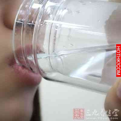 做完這一事90後辣媽竟成禿子