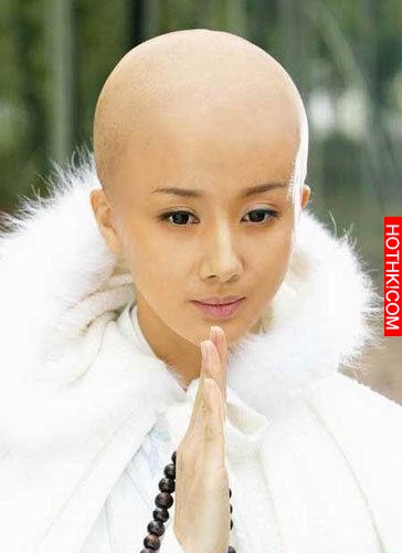 敢於剃光頭的才是真美女，看女明星光頭造型，最後一張讓人心疼！