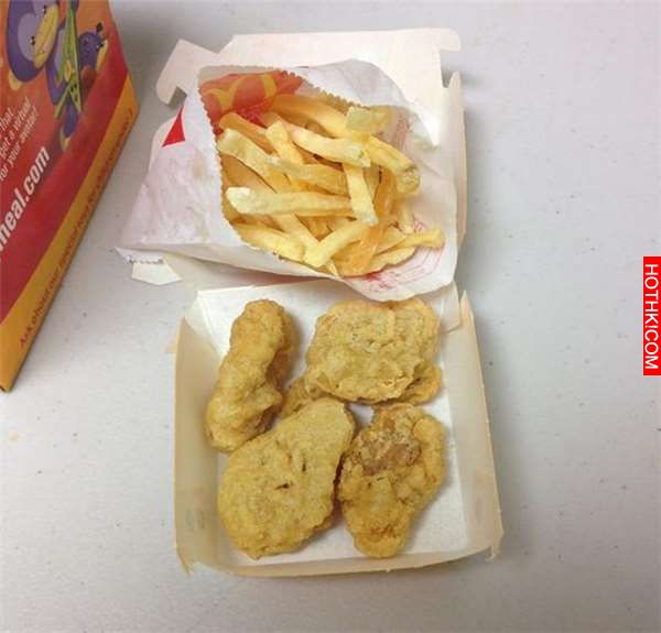 女子買麥當勞「兒童餐」回家，卻放了整整六年沒有吃它！沒想到最後，她一打開瞬間讓大 ...